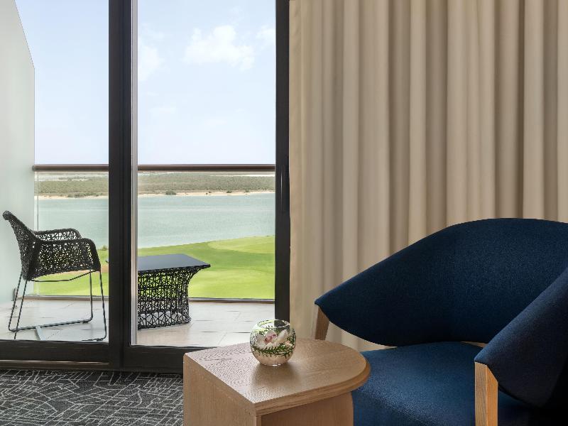 Yas Plaza Bay by IHG - Oda