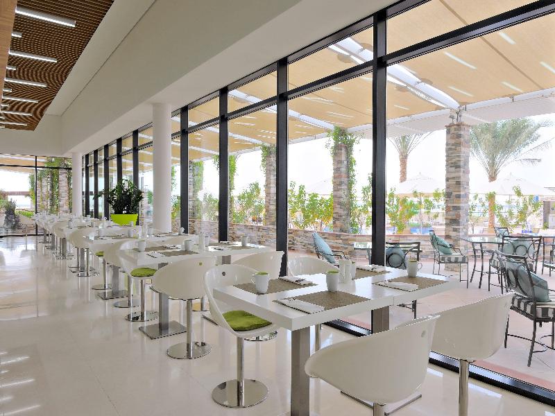 Yas Plaza Bay by IHG - Restoran