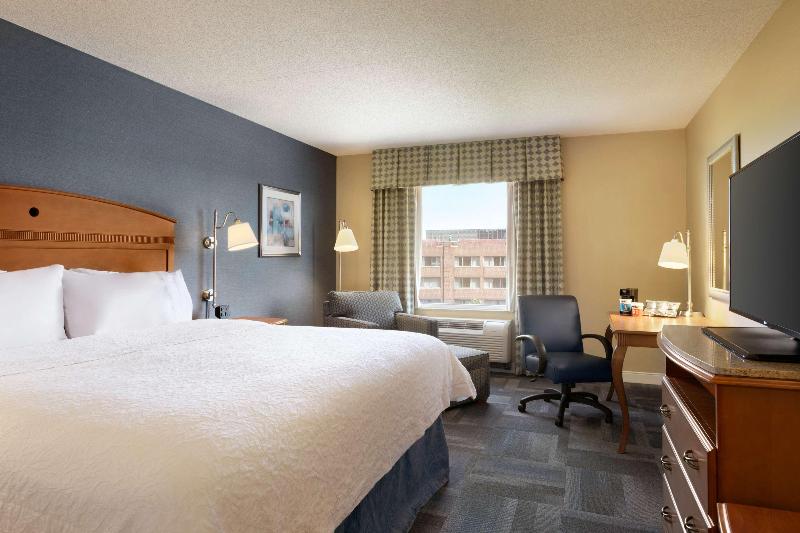 Hampton Inn New York - LaGuardia Airport - Oda