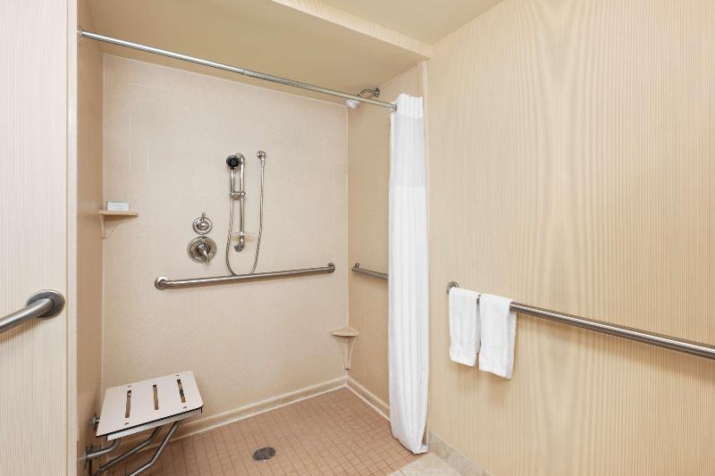Hampton Inn New York - LaGuardia Airport - Oda