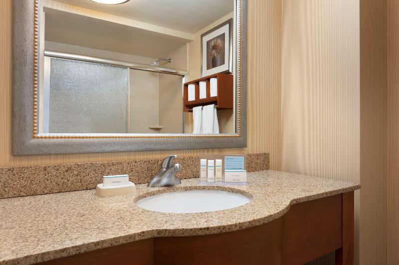 Hampton Inn New York - LaGuardia Airport - Oda