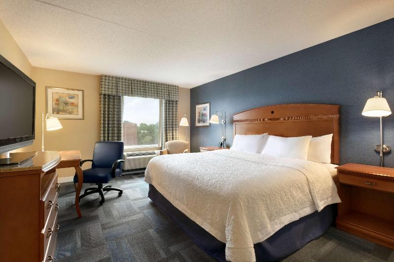 Hampton Inn New York - LaGuardia Airport - Oda
