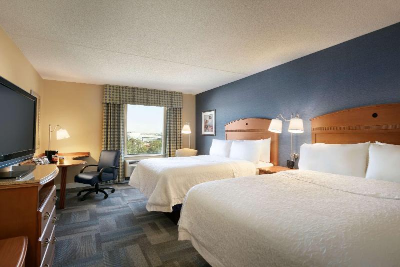 Hampton Inn New York - LaGuardia Airport - Oda