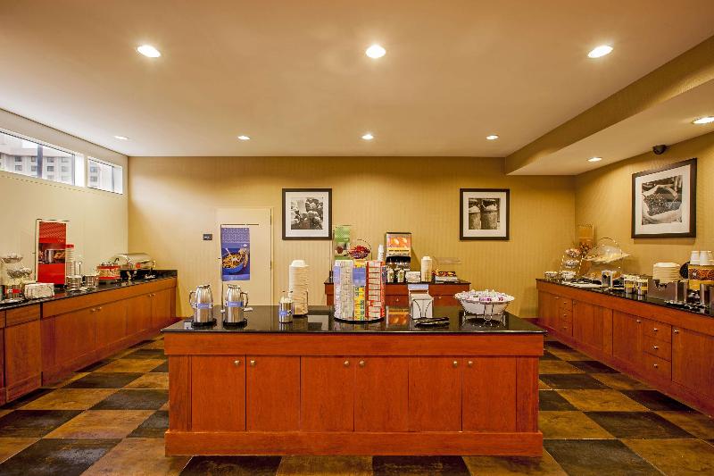Hampton Inn New York - LaGuardia Airport - Restoran