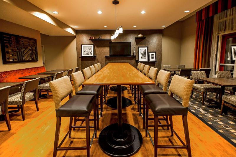 Hampton Inn New York - LaGuardia Airport - Restoran