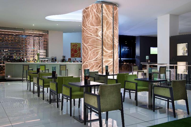 Melia Braga - Bar