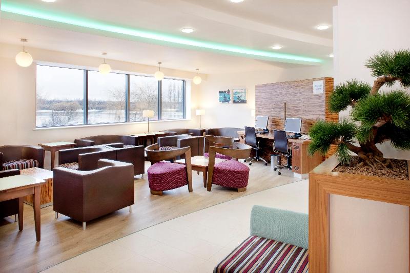 Holiday Inn Express Tamworth - Genel