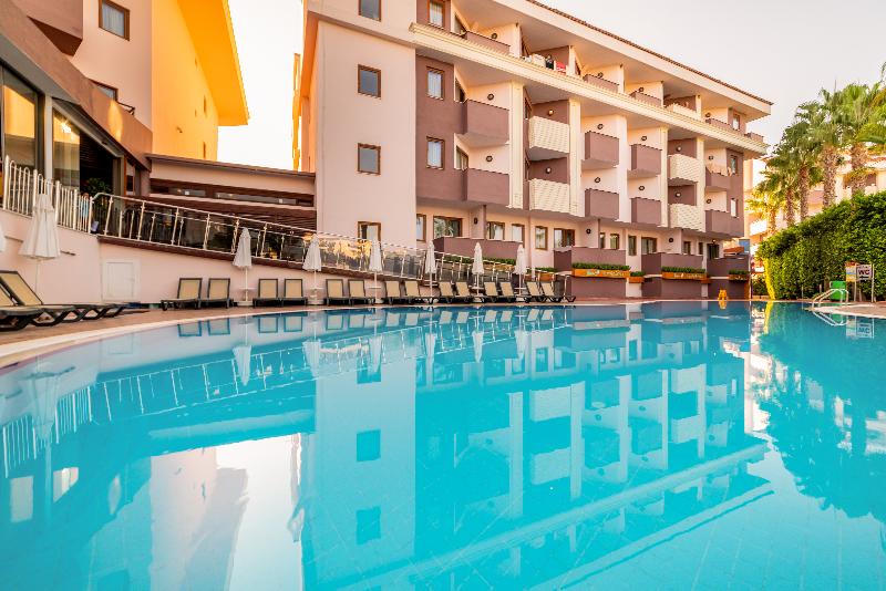 Hane Family Resort Hotel - Havuz