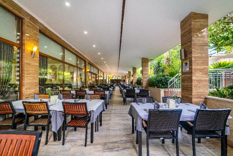 Hane Family Resort Hotel - Restoran