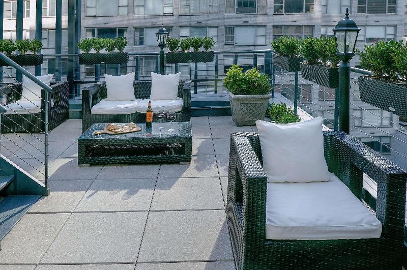 Blue Angel Hotel NYC - Havuz