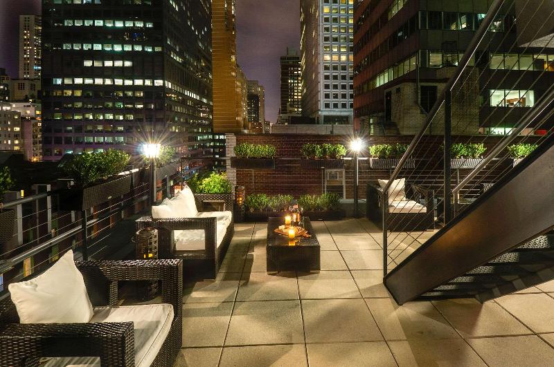 Blue Angel Hotel NYC - Havuz