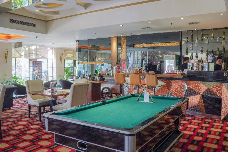 Sunlake Waterfront Resort & Convention - Bar