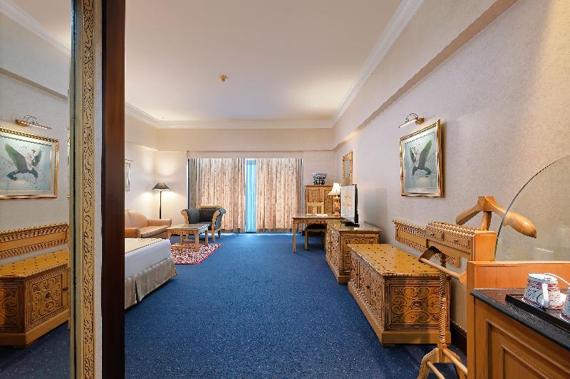 Sunlake Waterfront Resort & Convention - Oda