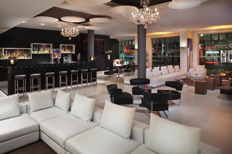 Melia Berlin - Bar
