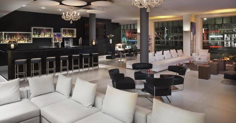 Melia Berlin - Lobi