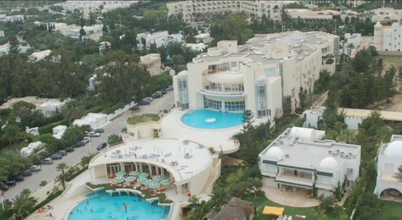 Novostar Nahrawess Hotel & Thalasso Resort - Havuz
