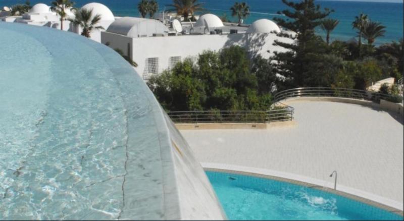 Novostar Nahrawess Hotel & Thalasso Resort - Teras