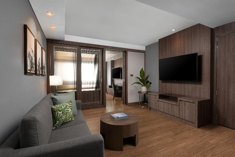 Novotel Living Bangkok Sukhumvit Legacy - Oda