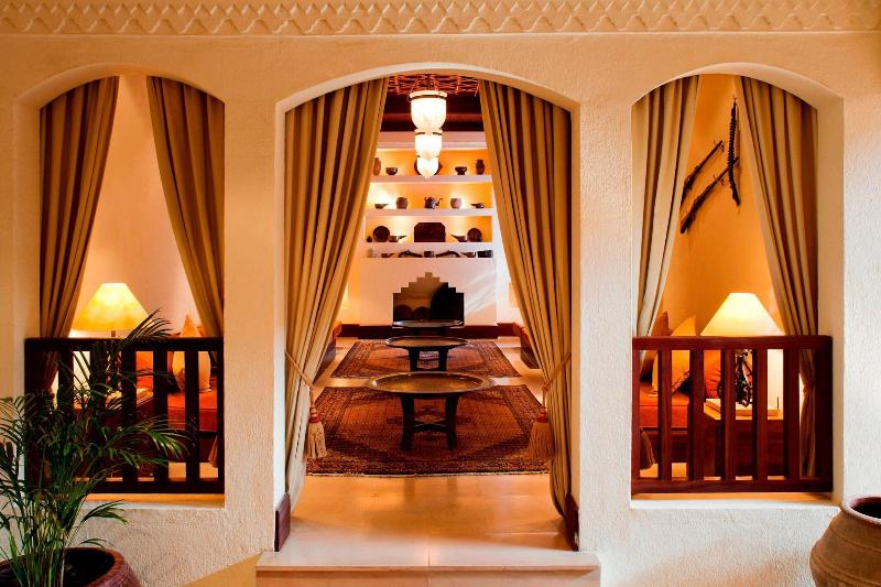 Al Maha, a Luxury Collection Desert Resort & Spa - Lobi