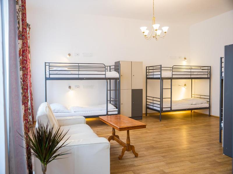 Little Quarter Hostel & Hotel - Genel