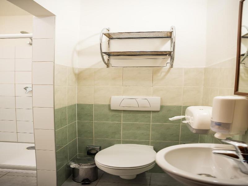 Little Quarter Hostel & Hotel - Genel
