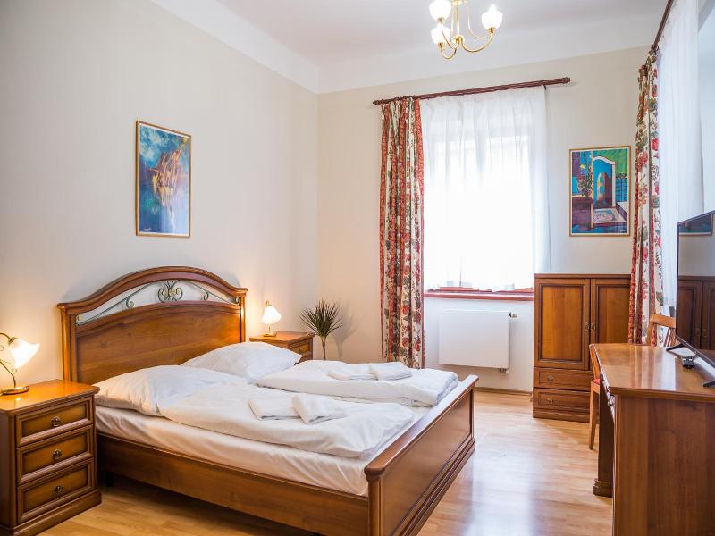 Little Quarter Hostel & Hotel - Genel