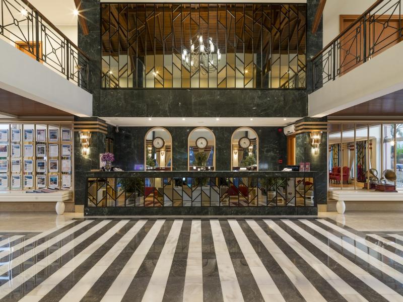 Club Hotel Felicia Village - Lobi