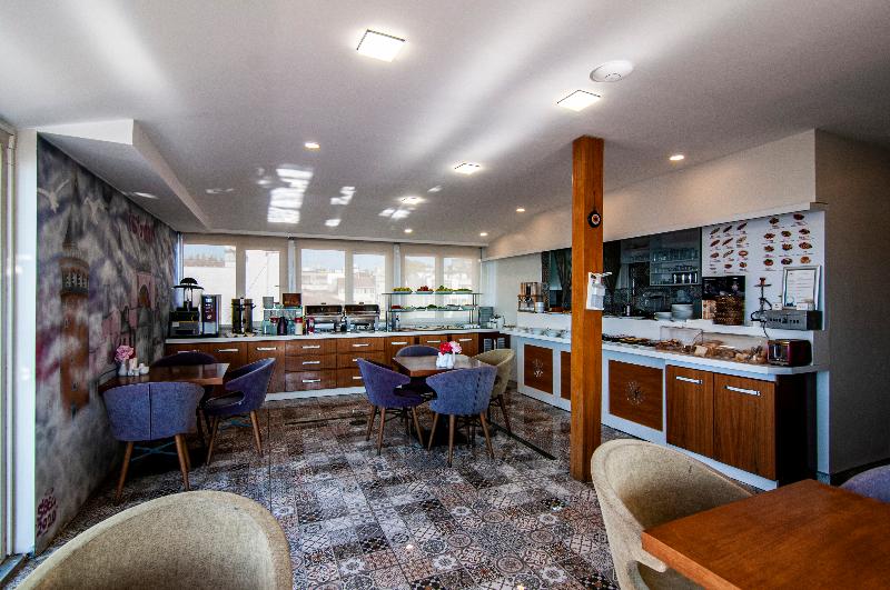 Lapis Inn Hotel & Spa - Restoran