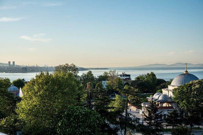 Lapis Inn Hotel & Spa - Teras
