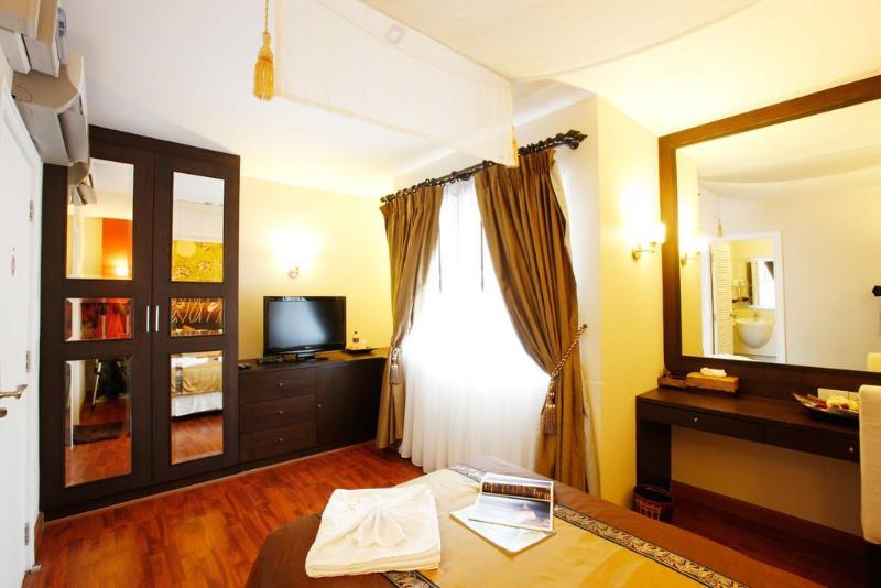 Mirth Sathorn Bangkok - Genel