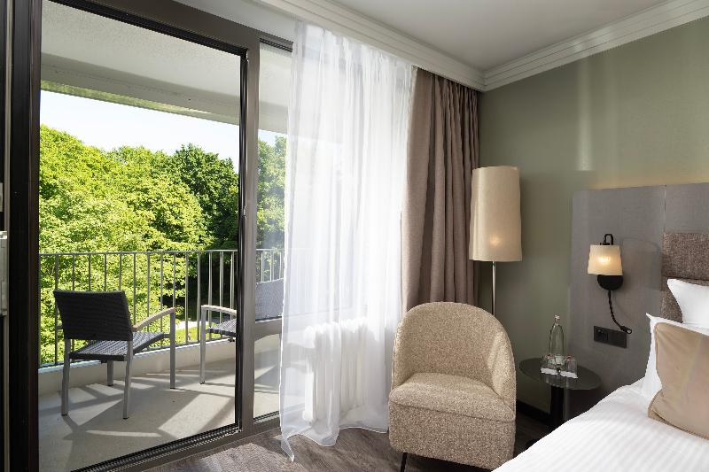 Leonardo Hotel Hannover - Oda
