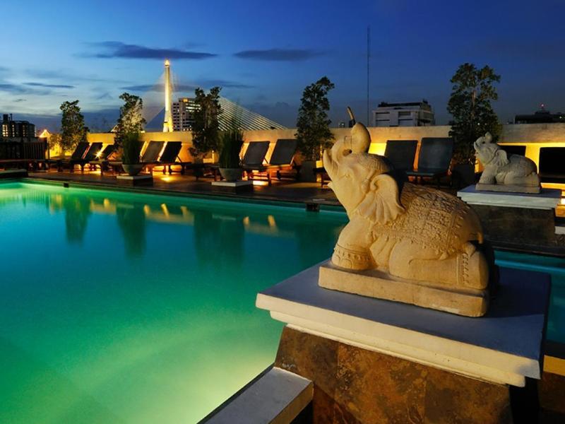 Rambuttri Village Inn & Plaza - Havuz
