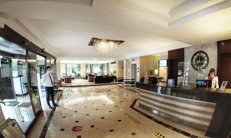 Best Western Plus Hotel Konak - Lobi