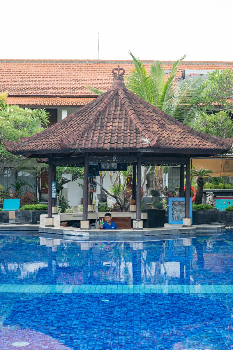 Kuta Beach Club Hotel - Bar