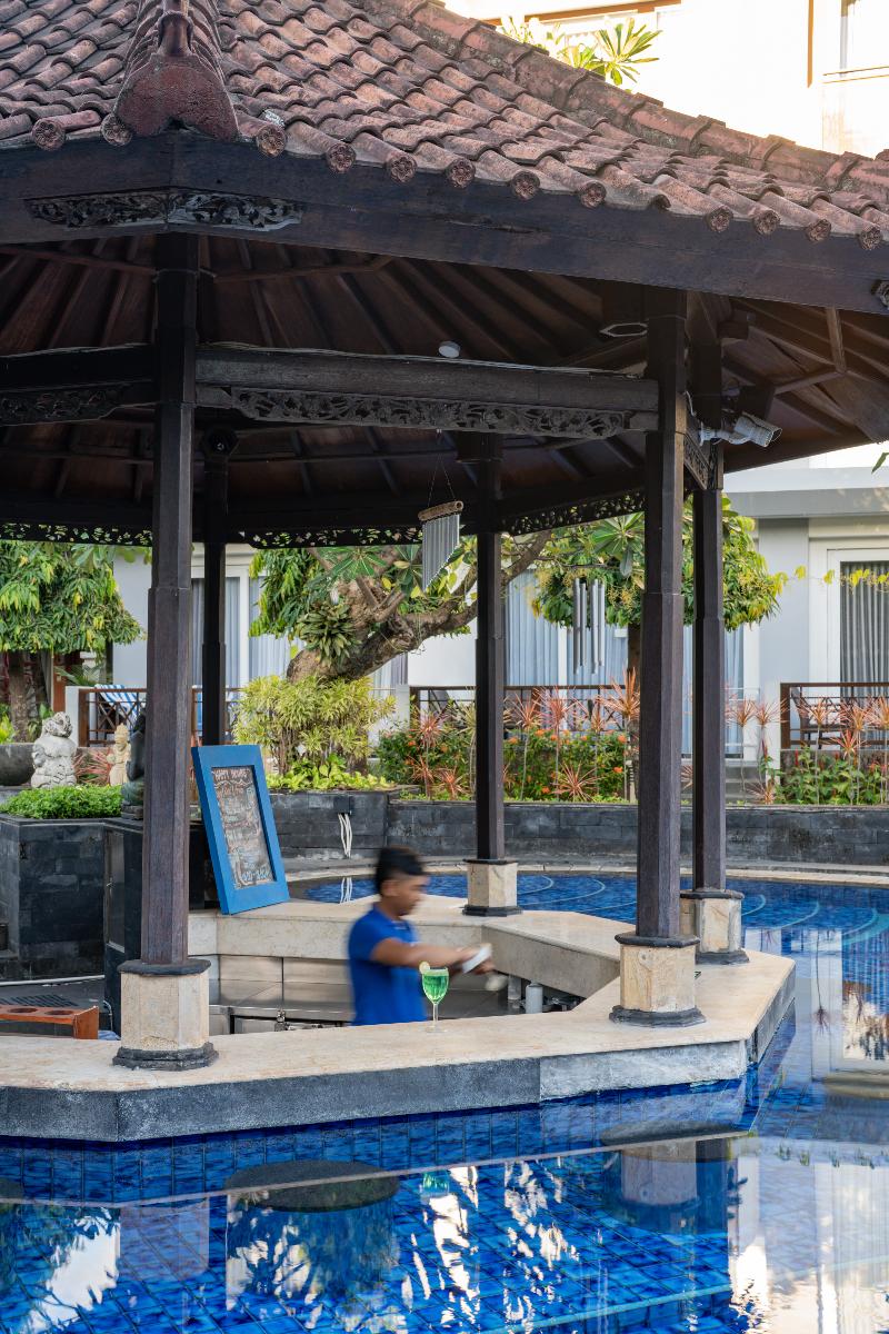 Kuta Beach Club Hotel - Bar
