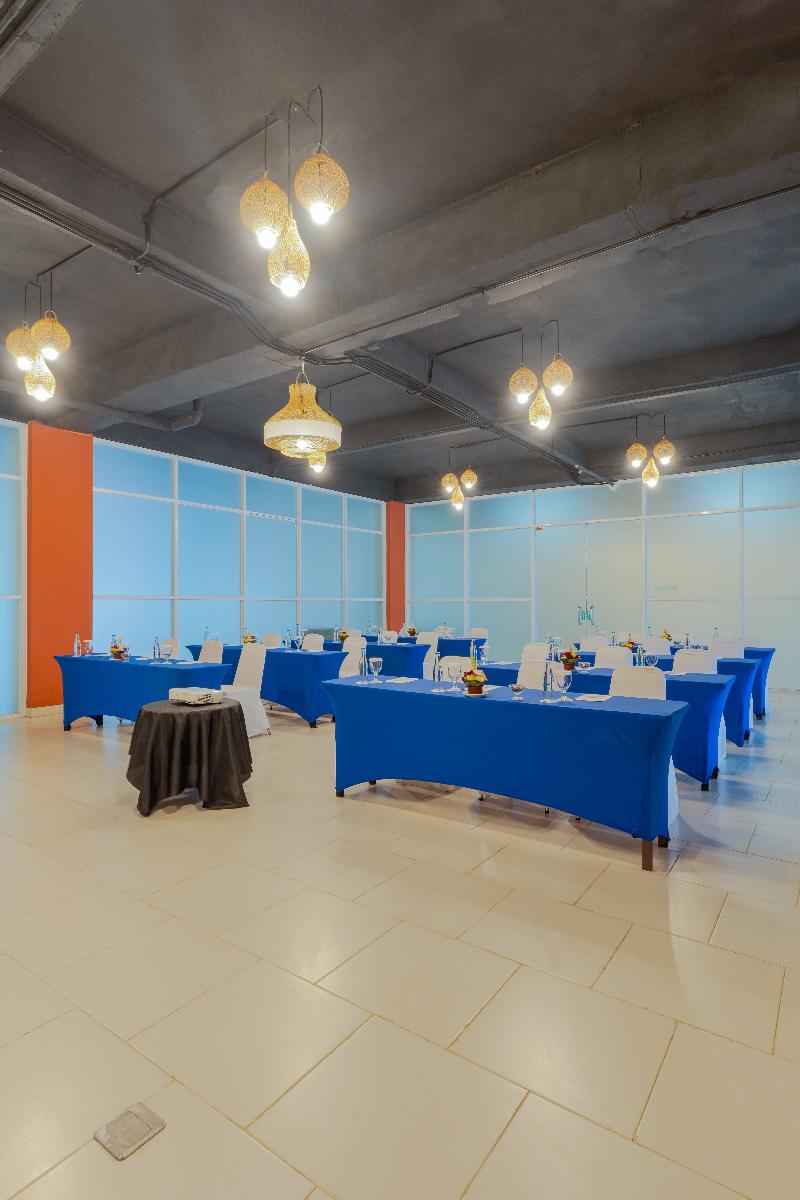 Kuta Beach Club Hotel - Toplantı