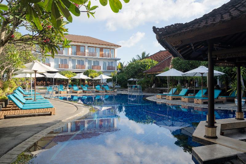 Kuta Beach Club Hotel - Havuz