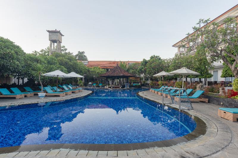 Kuta Beach Club Hotel - Havuz
