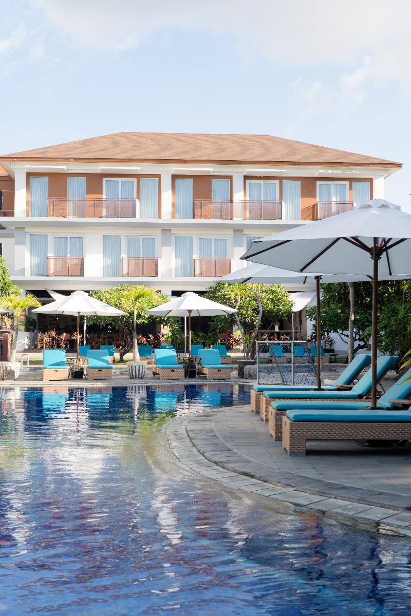Kuta Beach Club Hotel - Havuz