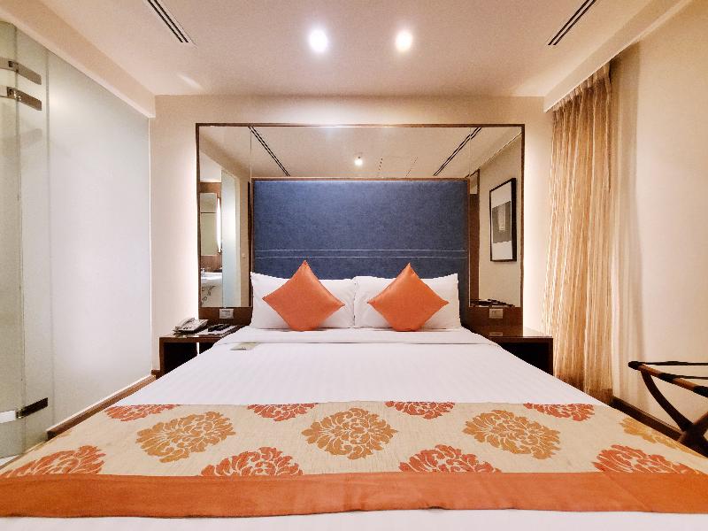 ON8 Hotel Sukhumvit Nana - Oda