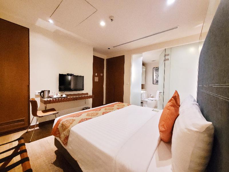 ON8 Hotel Sukhumvit Nana - Oda