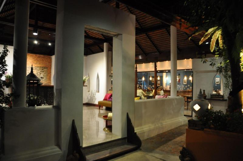 Ruean Thai Hotel - Lobi