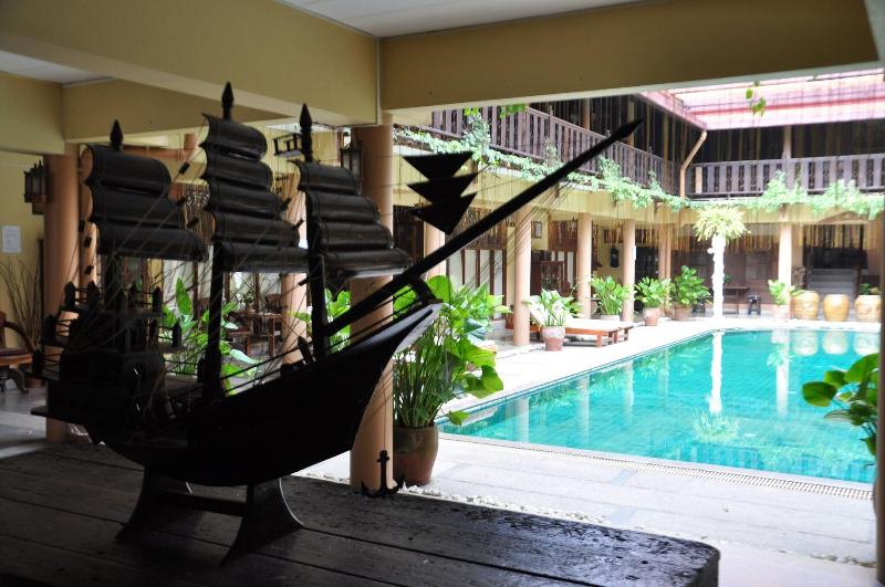 Ruean Thai Hotel - Lobi