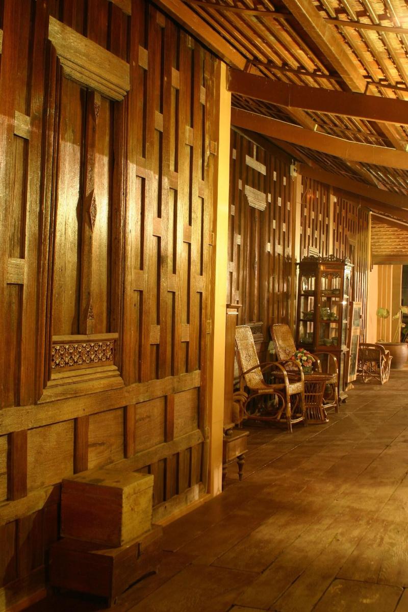 Ruean Thai Hotel - Lobi