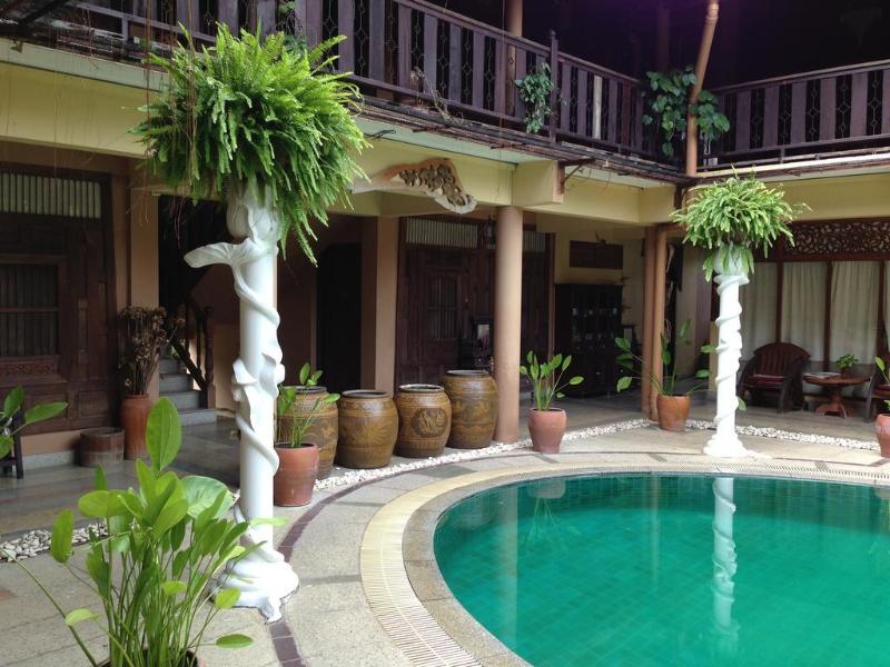 Ruean Thai Hotel - Genel
