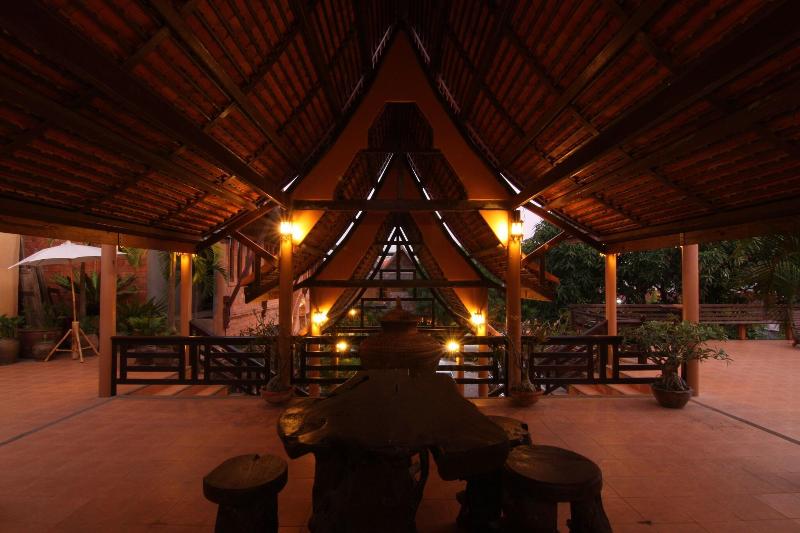 Ruean Thai Hotel - Teras