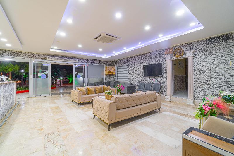 Sayanora Hotel - Lobi