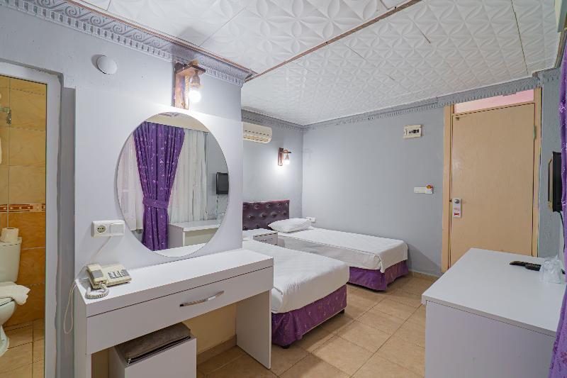 Sayanora Hotel - Oda