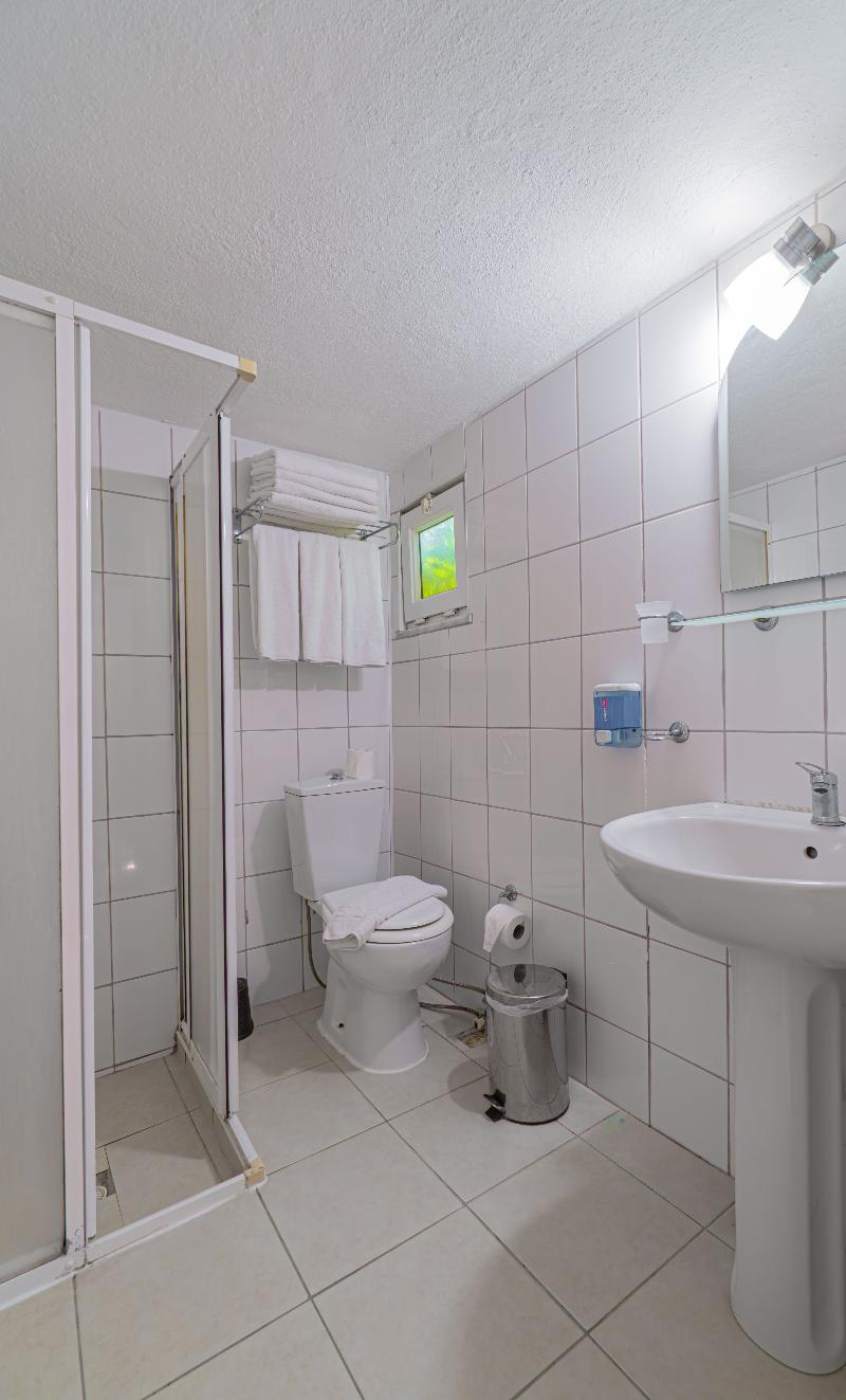 Sayanora Hotel - Oda