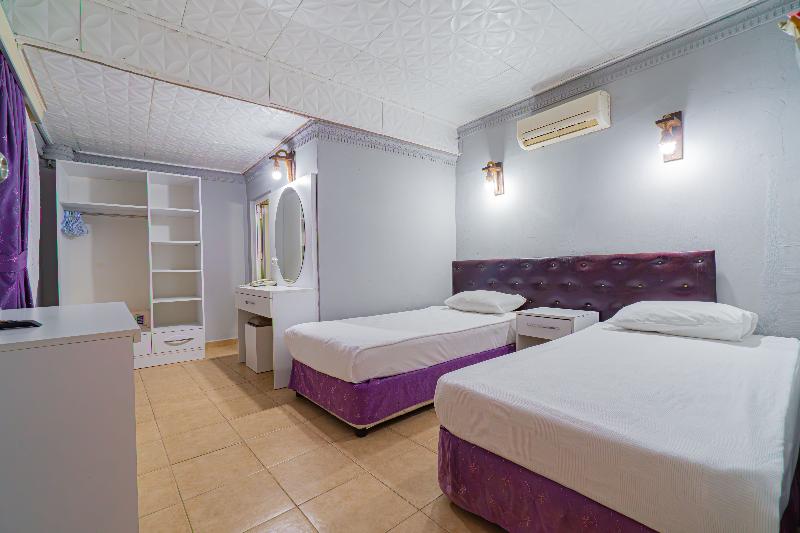 Sayanora Hotel - Oda